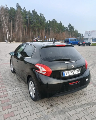 Peugeot 208 cena 29800 przebieg: 106000, rok produkcji 2015 z Niemodlin małe 121